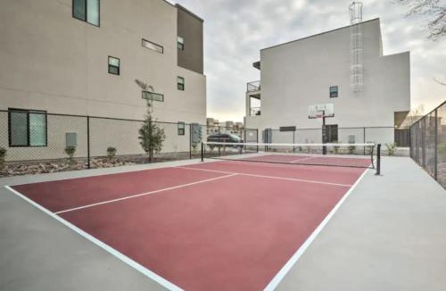 St. George House | Entire Home with Pickleball, Resort Pool & Hot Tub