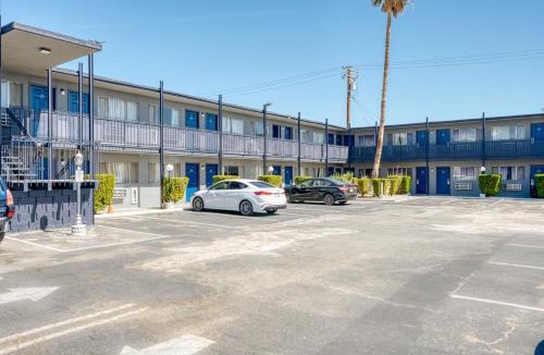 Mojave Hotel | ERTH INN by AGA- Mojave