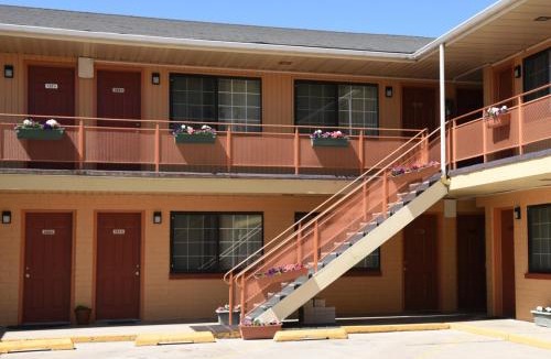 Elko Hotel | Esquire Inn