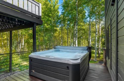 Vail House | Evergreen Escape - Home for 10