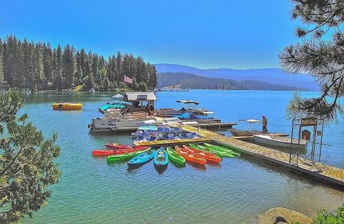 Shaver Lake House | Evergreen Escape