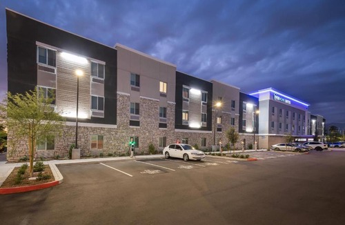 Ontario Hotel | Everhome Suites Ontario Airport