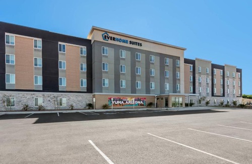 Yuma Hotel | Everhome Suites Yuma East I-8 by Choice Hotels