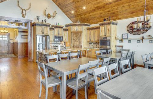 Garden City House | Exciting Garden City Gem w/Home Theater & Hot Tub
