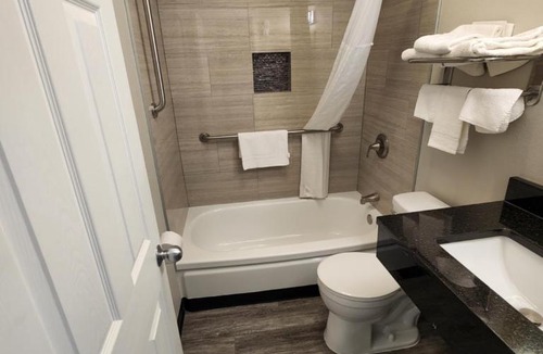Kerns Hotel | Executive Lodge