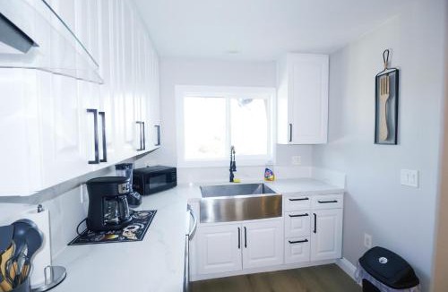 Mount Helix House | Exotic home Rogers road
