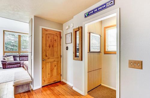 Park City House | Expansive Canyons Ski Retreat w/Community Pool!