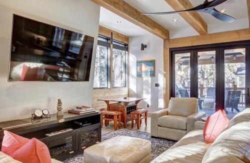 Warrior's Mark House | Experience luxury in this 4-bedroom, 3.5-bath home in Breckenridge at Arrow Darrow!