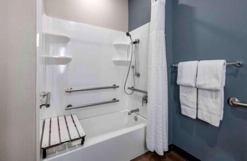Southeast Colorado Springs Hotel | Extended Stay America Premier Suites - Colorado Springs - South