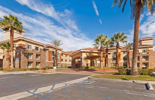 Palm Springs Hotel | Extended Stay America Suites - Palm Springs - Airport