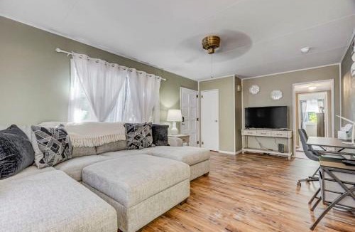 Central Colorado Springs House | Extended Stays Close to Broadmoor Ft Carson USAFA
