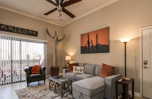 Scottsdale Estates Six Apartment | Fabulous condo in the heart of Old Town Scottsdale
