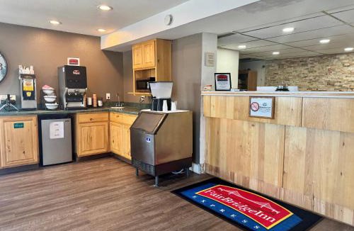 North Park Hotel | FairBridge Inn Express Billings Airport