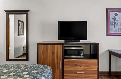 North Park Hotel | FairBridge Inn Express Billings Airport