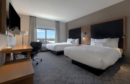 Dupont Hotel | Fairfield by Marriott Inn & Suites Denver Airport at Gateway Park