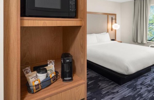 Duluth Hotel | Fairfield by Marriott Inn & Suites Duluth