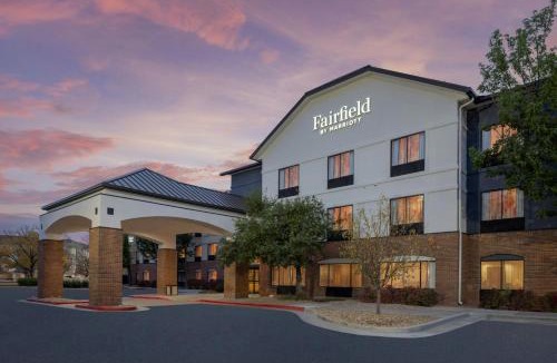 Dupont Hotel | Fairfield by Marriott Inn & Suites Denver Airport