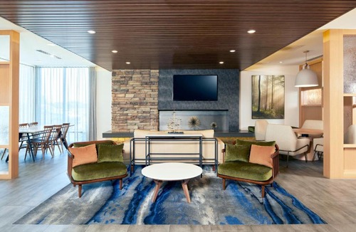 Palmdale Hotel | Fairfield by Marriott Inn & Suites Palmdale West