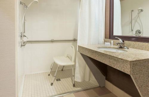 Springdale Hotel | Fairfield Inn & Suites by Marriott Springdale