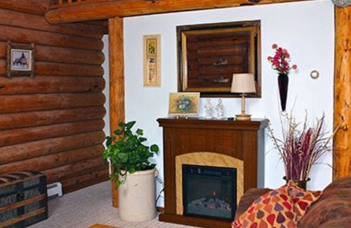 Fairmont Cabin | Fairmont Chalets Montana 2