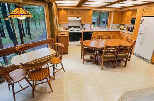 Black Butte Ranch House | Fairway View
