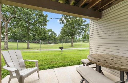Table Rock House | Fallcreek Haven - A Chic Retreat