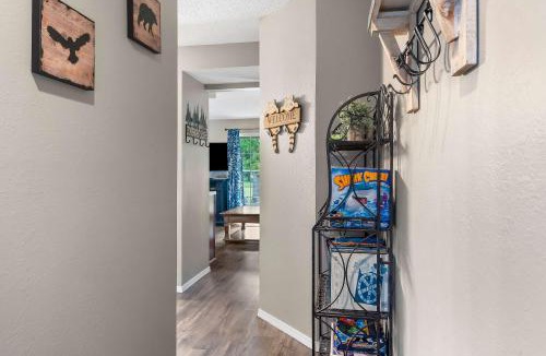 Table Rock House | Fallcreek Haven - A Chic Retreat