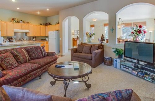 Purgatory Cabin | Family-Friendly Alpine Home with Hot Tub, Near Electra Lake - 2 Dogs Welcome