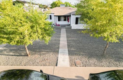 Encanto House | Family Friendly Home by Downtown with 3 Beds