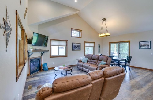 Lead House | Family-Friendly Lead Cabin Near ATV/Snowmobiling