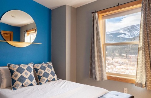 Blue River House | Family Friendly - MTN Views - Hot Tub - Blue River