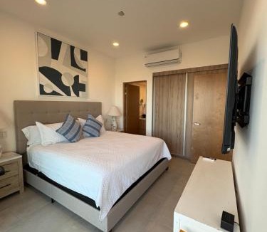 Cabo San Lucas Apartment | Family-Friendly Oceanview Retreat Resort Access