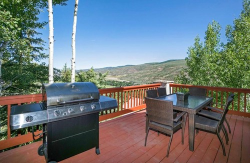 Eagle-Vail House | Family Friendly Retreat W Hot Tub I 8 min to Vail