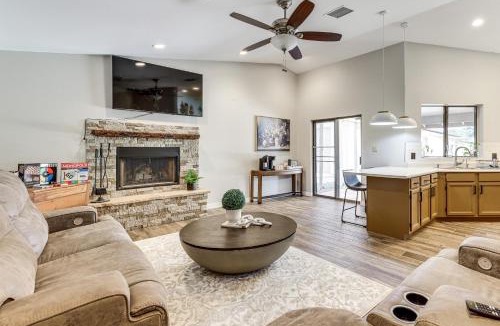 Avondale House | Family & Pet Friendly! Desert Oasis in Avondale