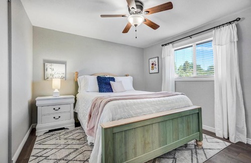Cimarron Hills House | Family Vacation Home with Trampoline