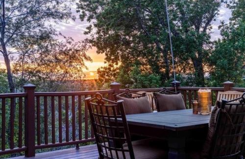 Farmington House | Farmington Basecamp-Hot Tub Large Deck and View