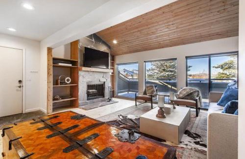 North Park City House | FC2256 Pet Friendly Townhome