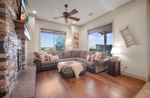 St. George House | Feel Above it All in Utah