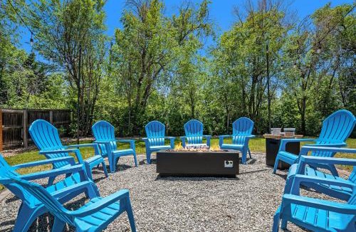 Westminster House | Fire Pit Funhouse 2 Master Suites Game Rm