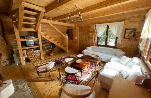 Zabljak Ski Chalet | Fireplace Chalet