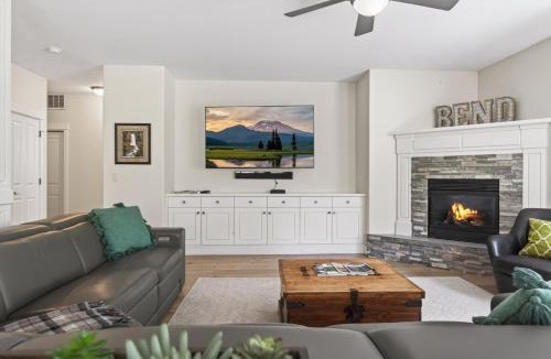 Bend House | Flagline Trail home