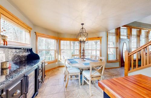 Flagstaff House | Flagstaff Fantasy - Main House