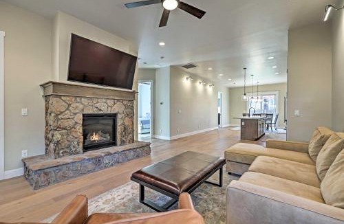 Flagstaff House | Flagstaff Oasis w/Hot Tub - 3 Mi to Downtown!
