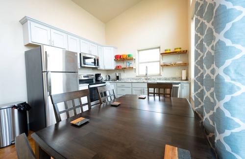 Dayton House | Flathead Lake Cabin with Water Views and Lake Access! Pet Friendly, Cabin 2