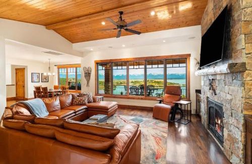 Somers House | Flathead Lake Cliff Retreat