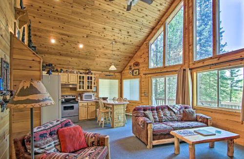 Florissant House | Florissant Hilltop Hideaway w/Porch, Pond View