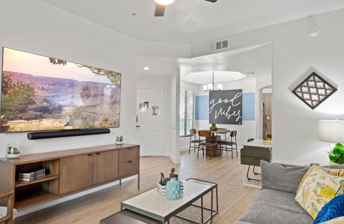 Kierland Apartment | Foodie Hideaway Remodeled 1BR Suite Near Westin