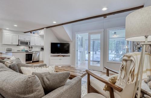 Sunriver House | Forest Hideaway