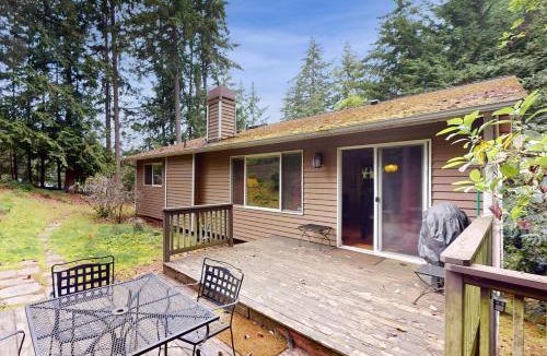 Westminster Triangle House | Forest Retreat