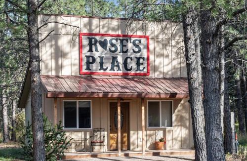 Columbia Falls House | Fort Williamson Glacier Vacation Rentals